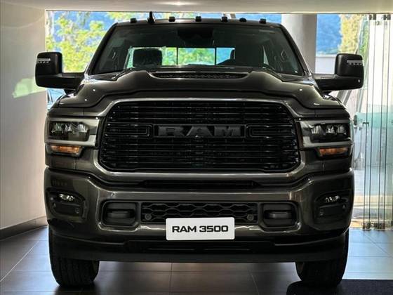 RAM 3500 6.7 I6 TURBO DIESEL LARAMIE NIGHT EDITION CD 4X4  AUTOMÁTICO